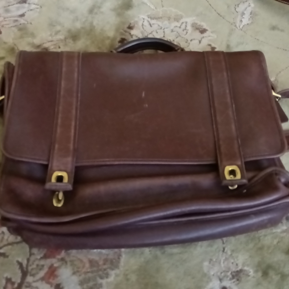 Vintage coach messenger bag